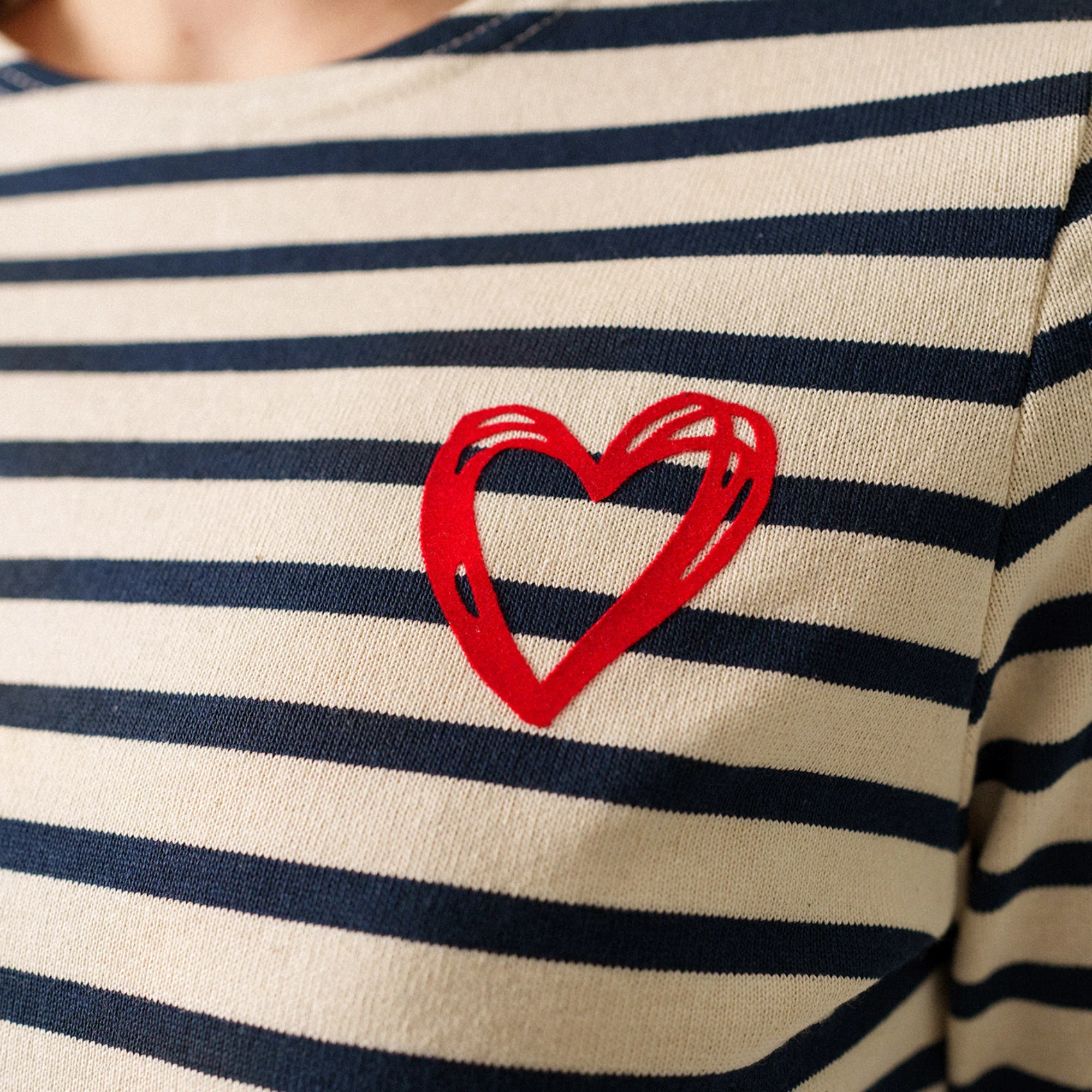 Marinière Meridame detail coeur Saint-James – Image 4