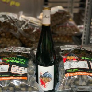 Maxhof Riesling Kabinett - Feinherb 2021er avec monstres paradis