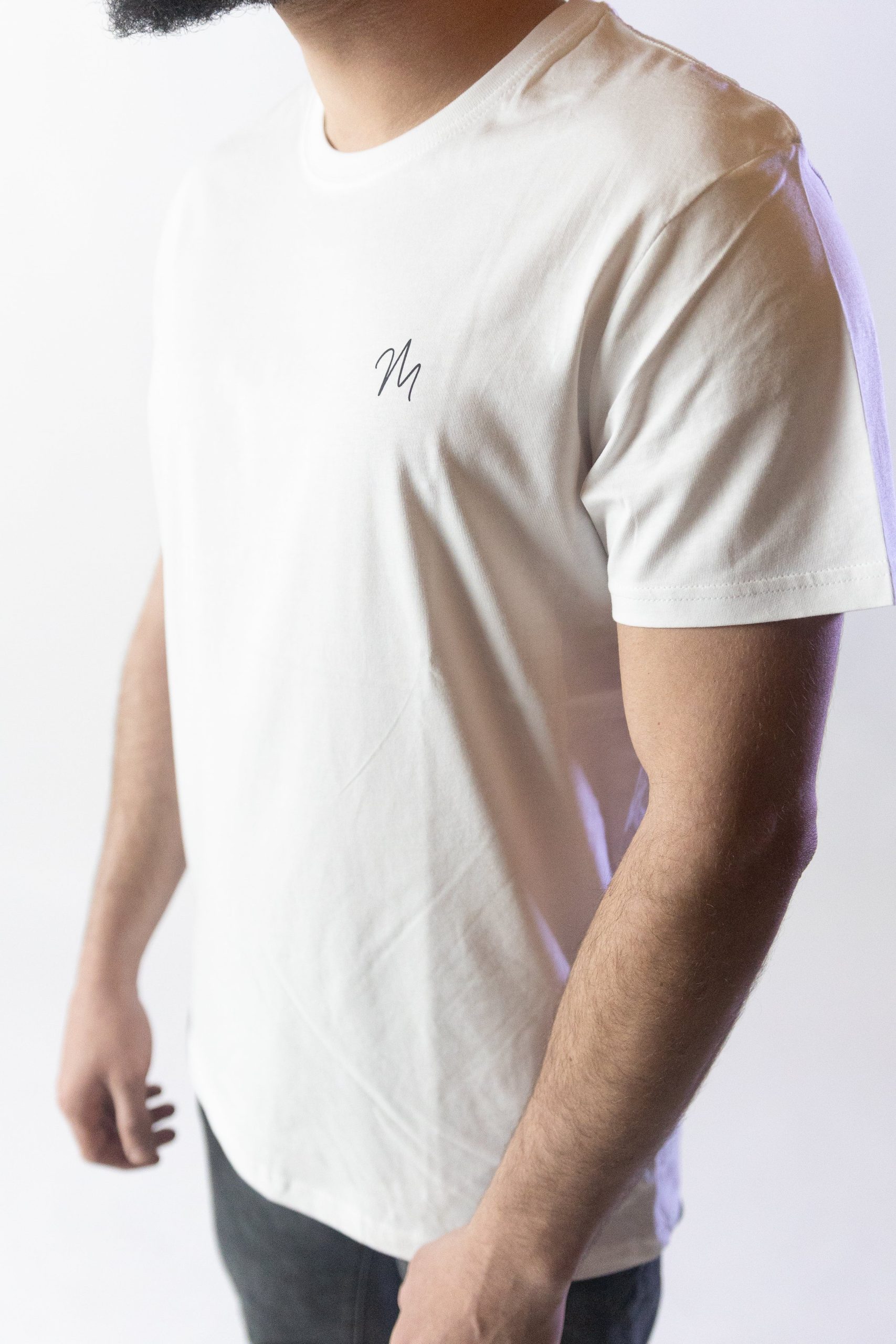 T-shirt en Coton Blanc à Col Rond – Modèle London – Image 4